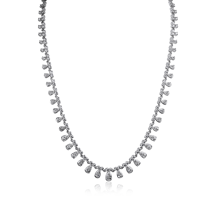 Crisscut New York L’Amour Crisscut® Pear-shape Diamond Riviera