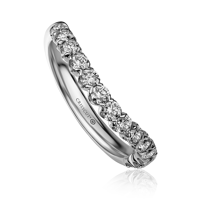 Crisscut New York Contour Diamond Band